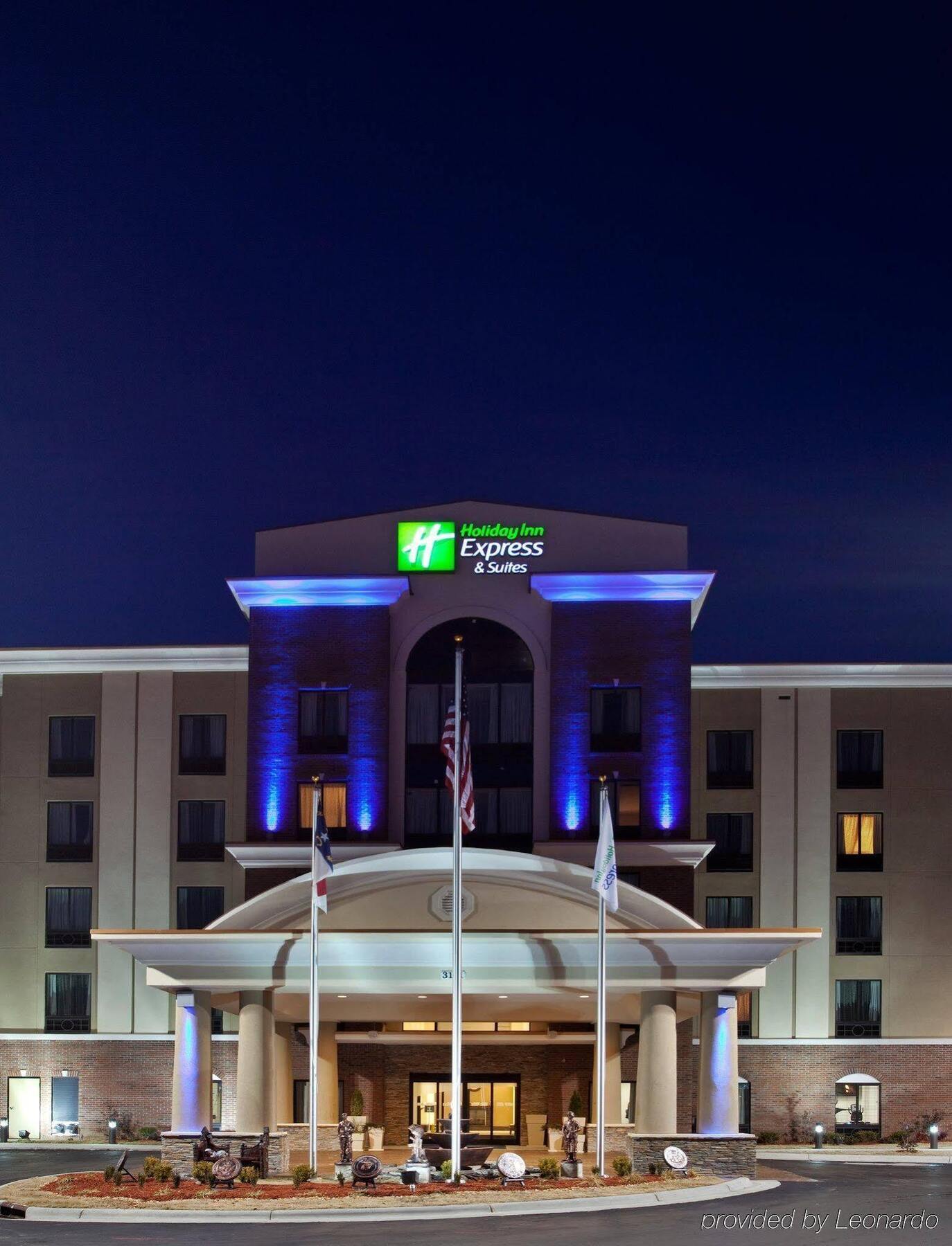 Holiday Inn Express Hotel & Suites Hope Mills-Fayetteville Airport, An Ihg Hotel Zewnętrze zdjęcie